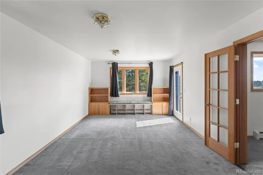1008 Cantiberry Road Divide CO 80814