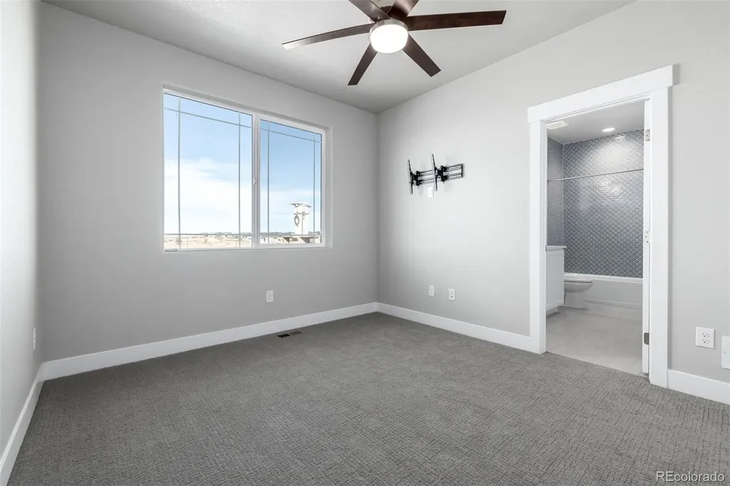 23814 E 36th Place Aurora CO 80019