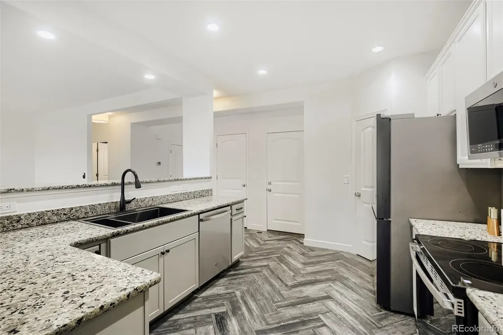 6601 Catalpa Court Frederick CO 80530