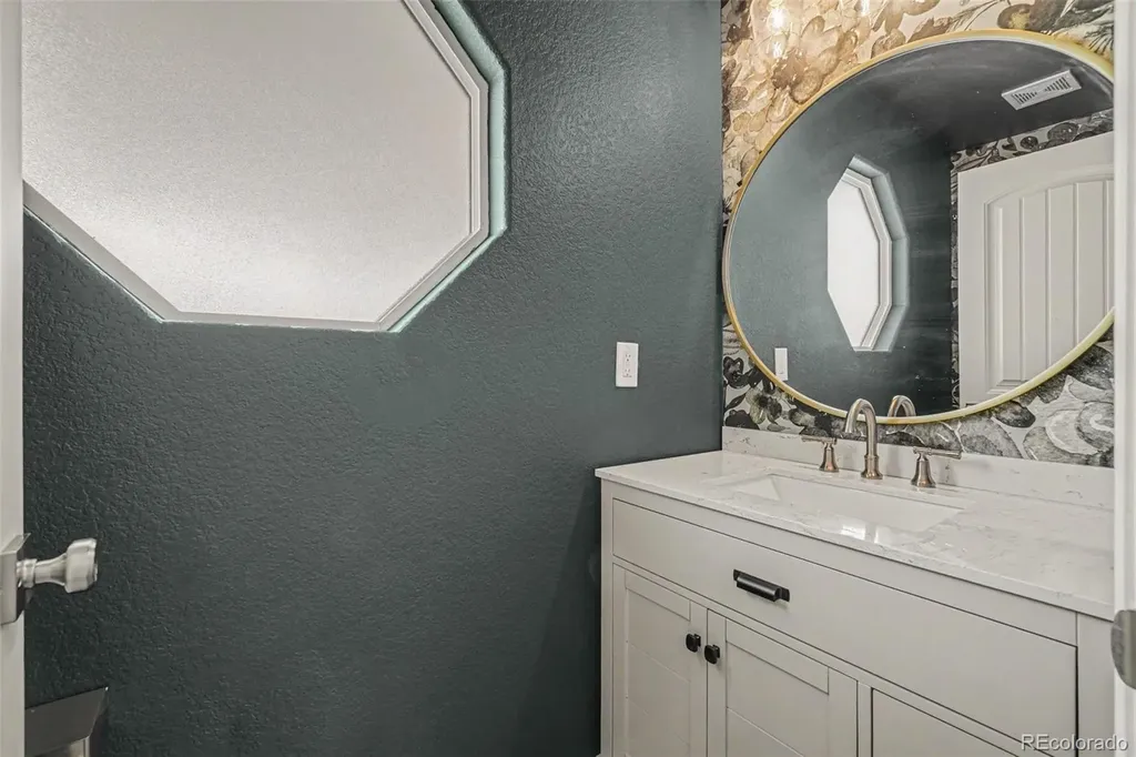 6601 Catalpa Court Frederick CO 80530