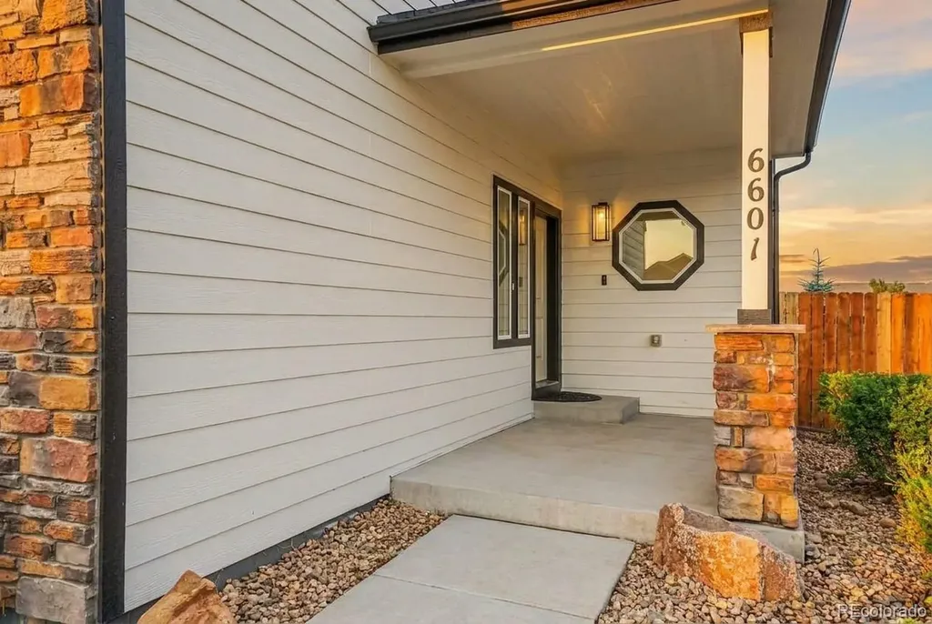 6601 Catalpa Court Frederick CO 80530