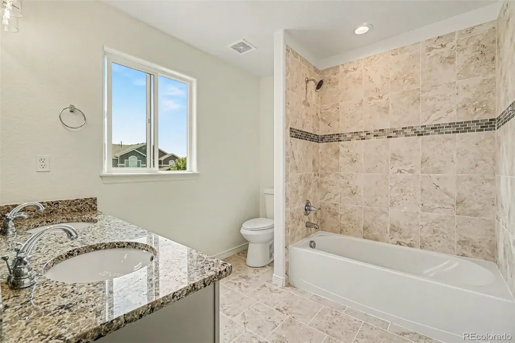 6601 Catalpa Court Frederick CO 80530
