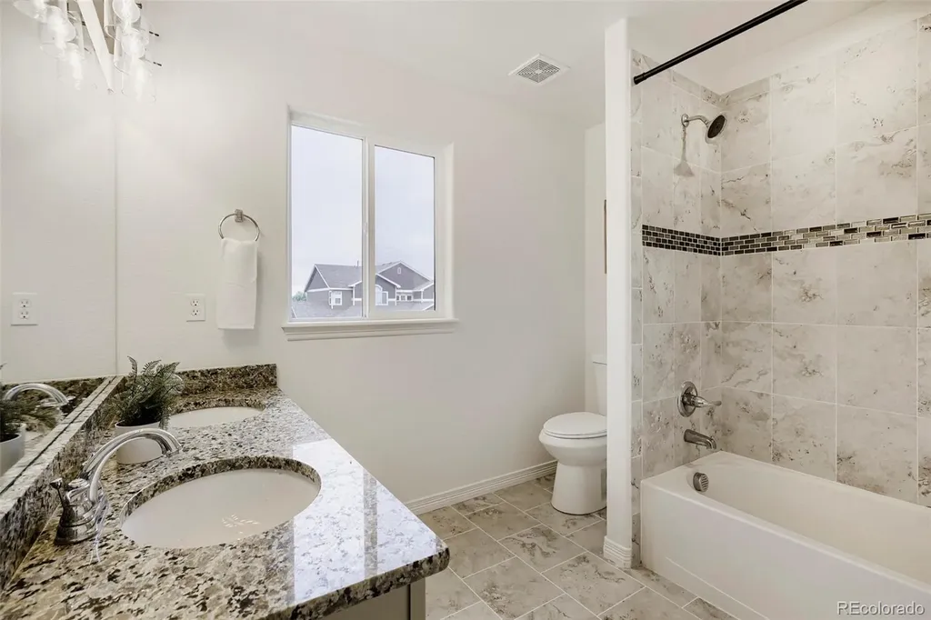 6601 Catalpa Court Frederick CO 80530