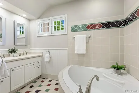1617 Hudson Street Denver CO 80220