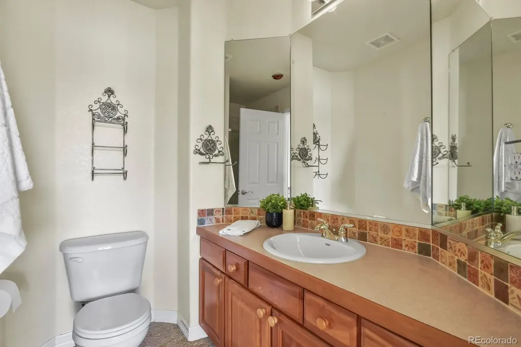 1720 Twilight Court Longmont CO 80504