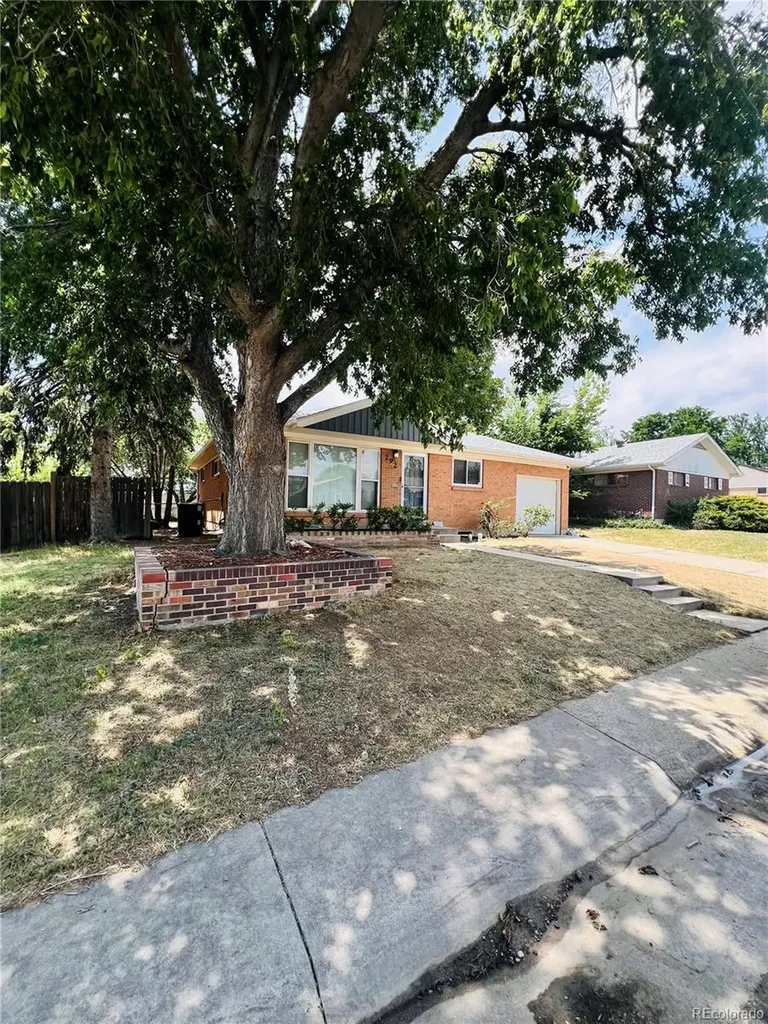 292 Linda Sue Lane Denver CO 80233
