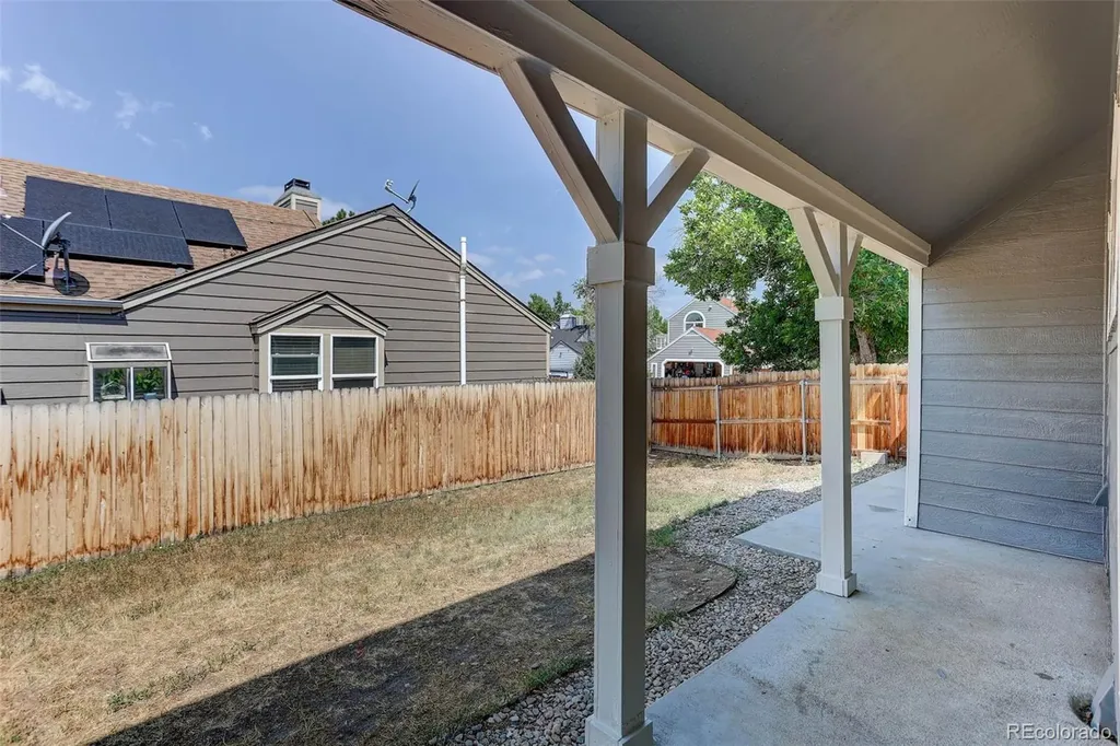9816 W Friend Place Littleton CO 80128