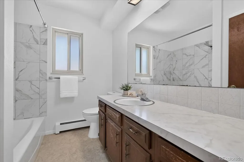 2303 Iris Street Lakewood CO 80215