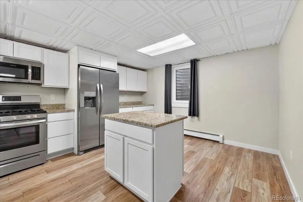 2303 Iris Street Lakewood CO 80215