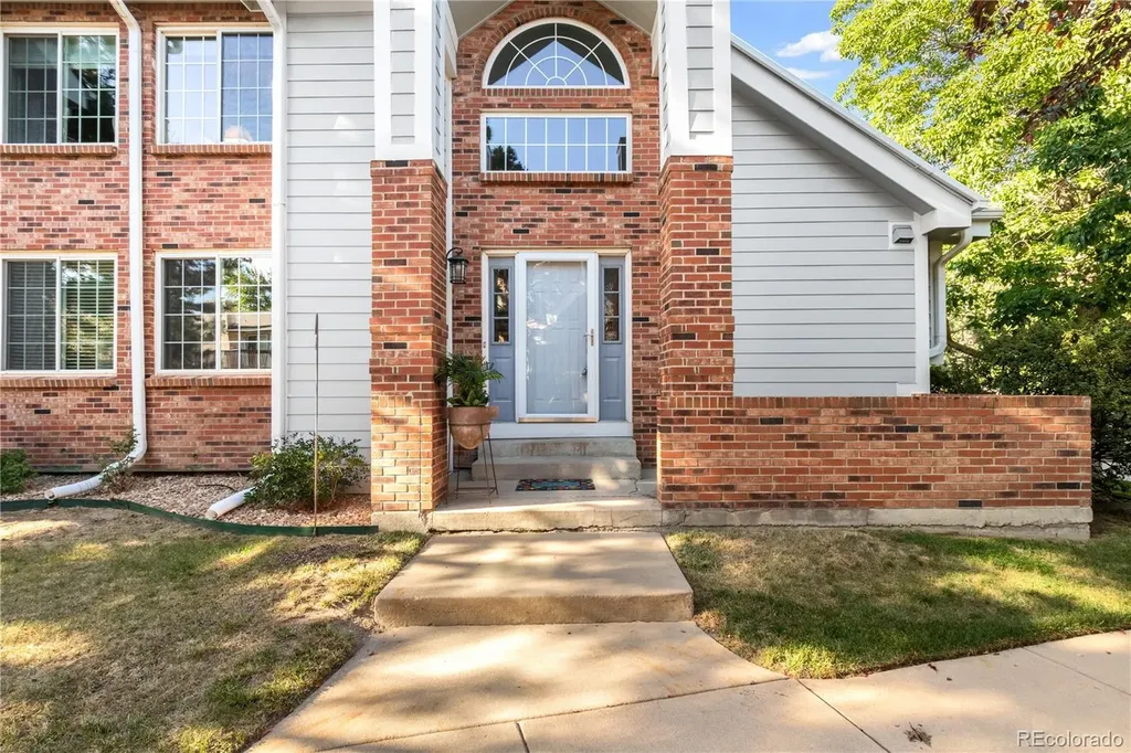 3971 S Carson Street Aurora CO 80014