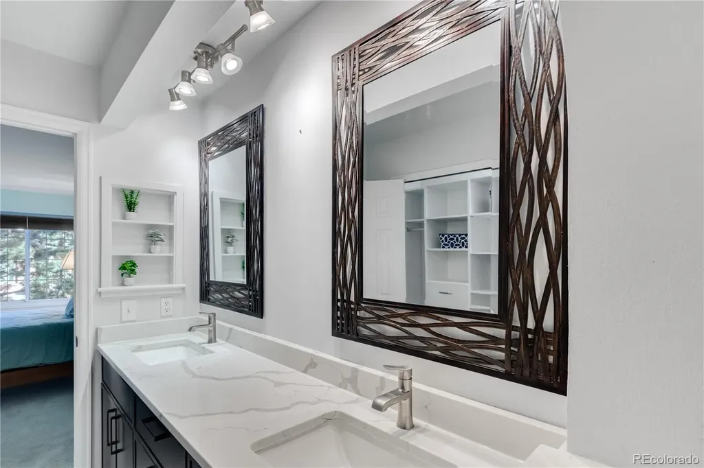 3971 S Carson Street Aurora CO 80014