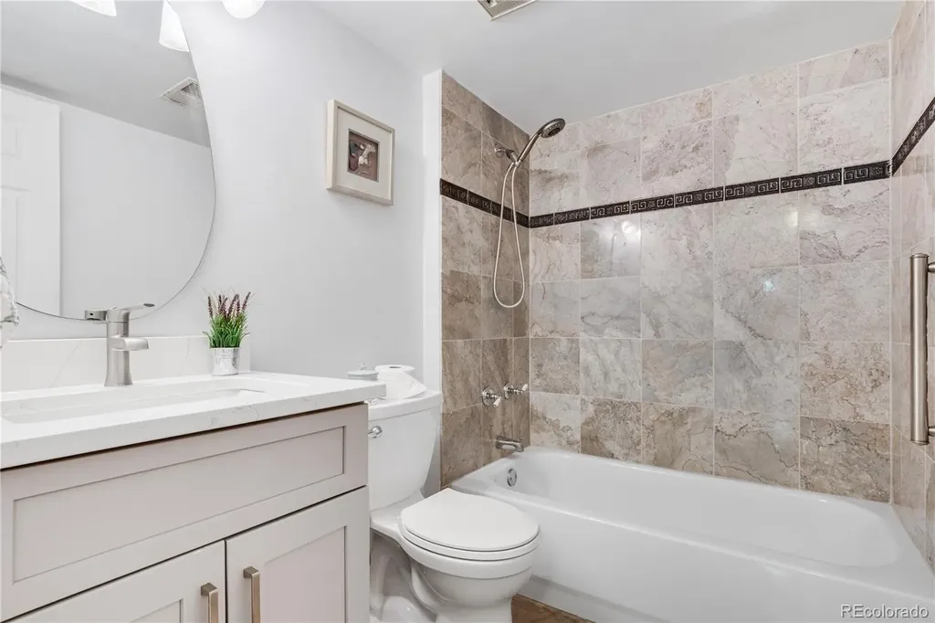 3971 S Carson Street Aurora CO 80014