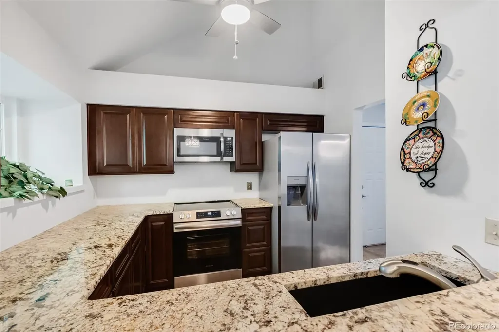 3971 S Carson Street Aurora CO 80014