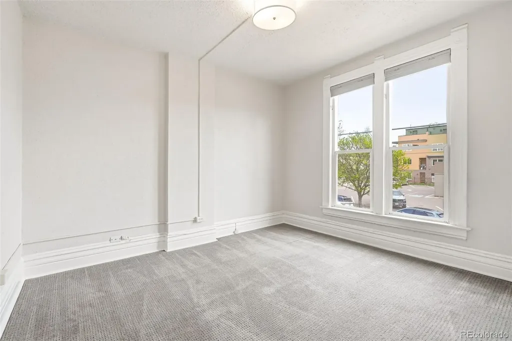 2543 Eliot Street Denver CO 80211