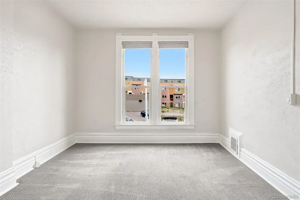 2543 Eliot Street Denver CO 80211