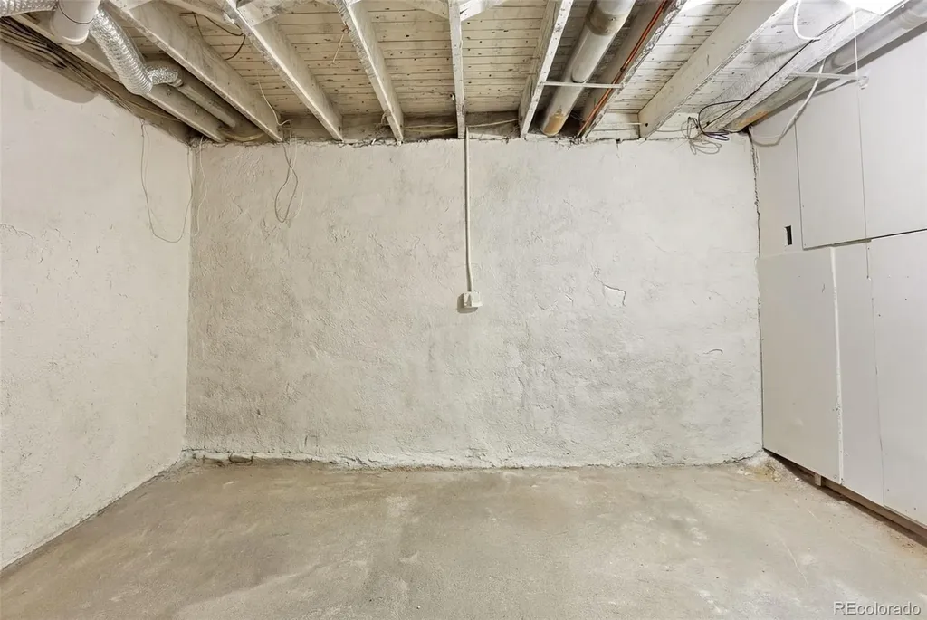 2543 Eliot Street Denver CO 80211