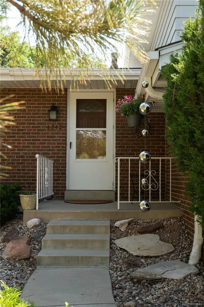 4842 Earle Circle Boulder CO 80301