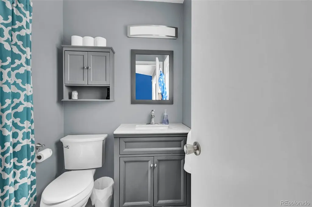5291 S Yampa Street Centennial CO 80015