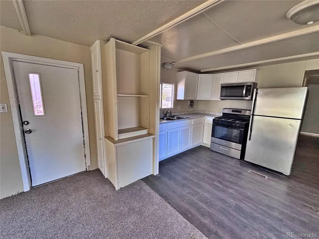 220 Mount View Lane Colorado Springs CO 80907