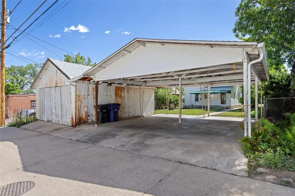 4561 Lowell Boulevard Denver CO 80211