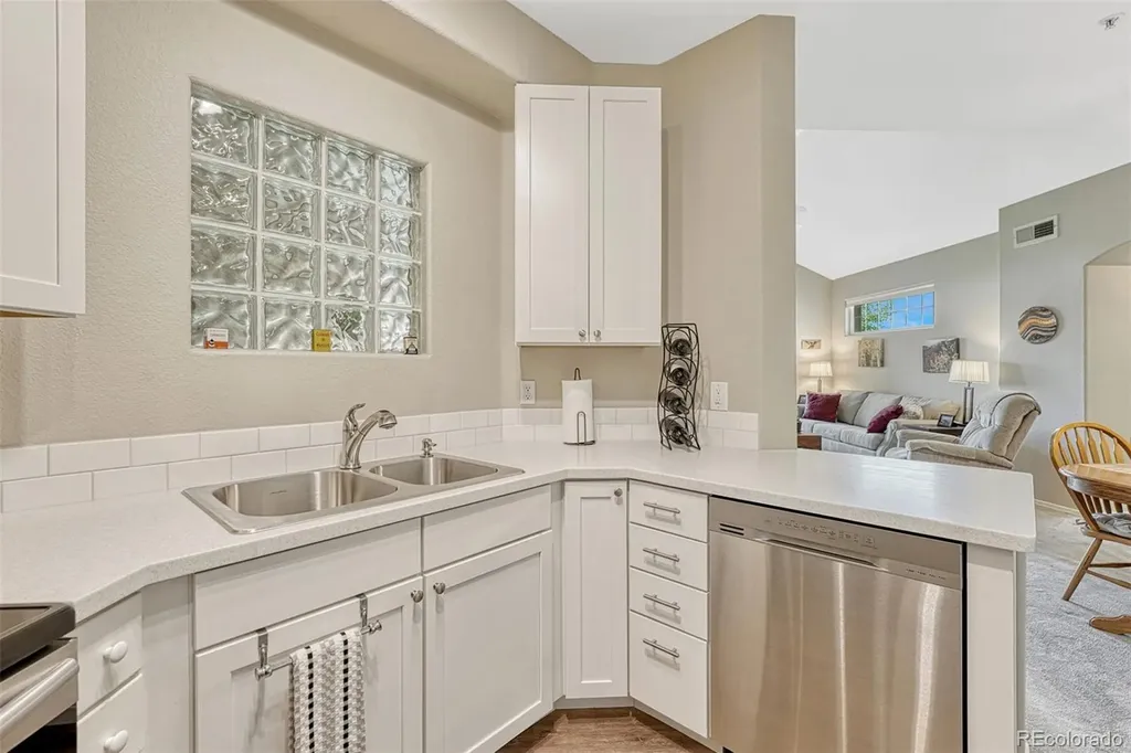1651 W Canal Circle W Littleton CO 80120