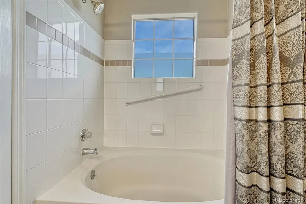 1651 W Canal Circle W Littleton CO 80120