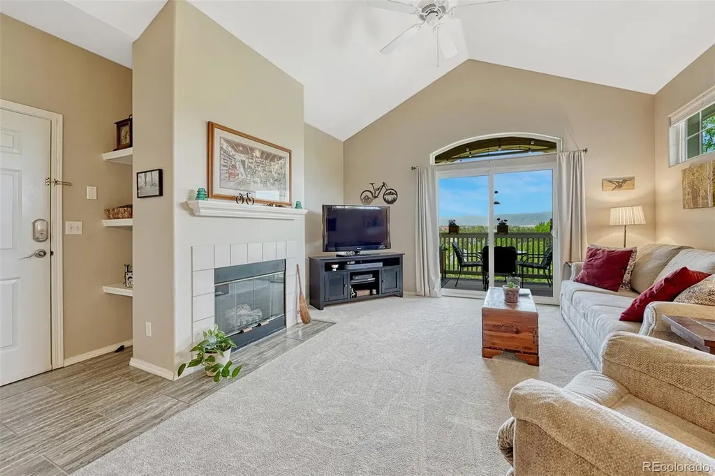 1651 W Canal Circle W Littleton CO 80120