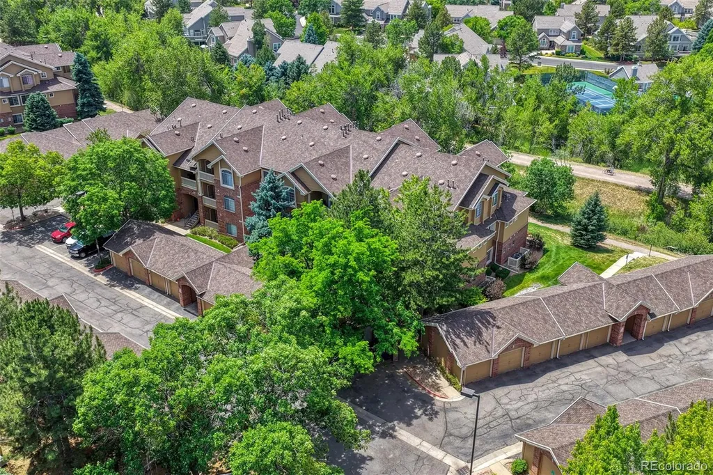 1651 W Canal Circle W Littleton CO 80120