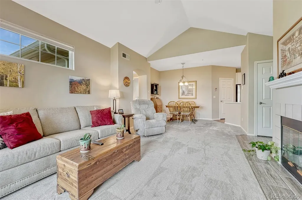 1651 W Canal Circle W Littleton CO 80120
