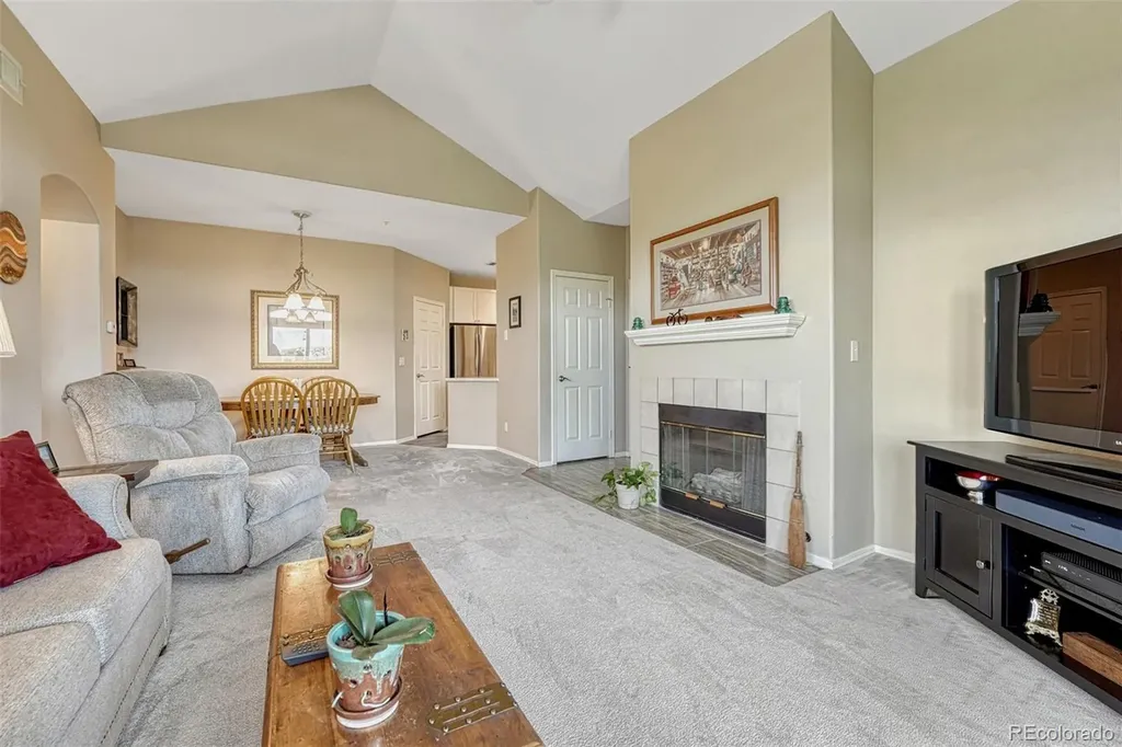 1651 W Canal Circle W Littleton CO 80120
