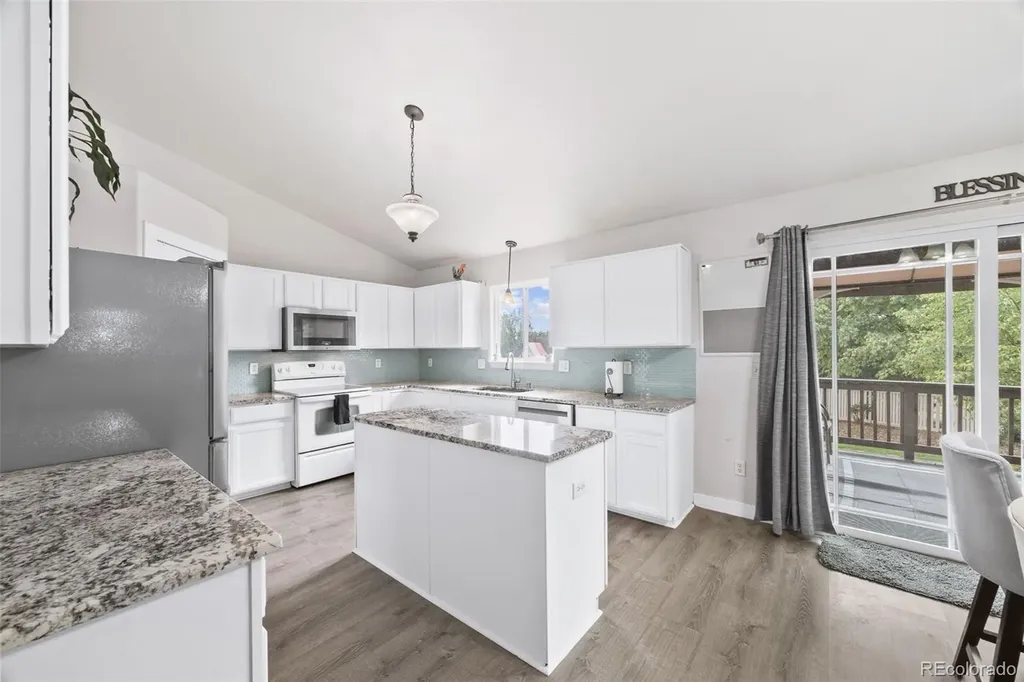 9632 Bramwood Street Longmont CO 80504