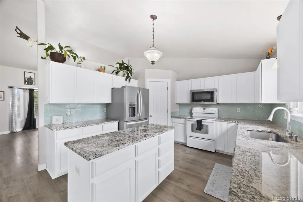 9632 Bramwood Street Longmont CO 80504