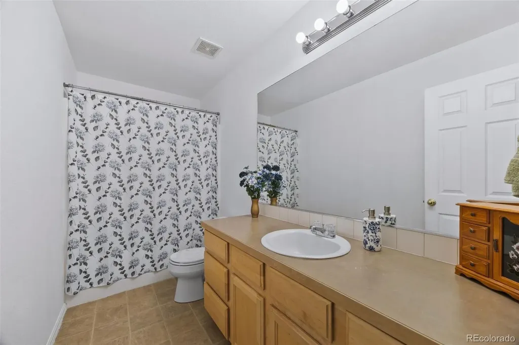 9632 Bramwood Street Longmont CO 80504