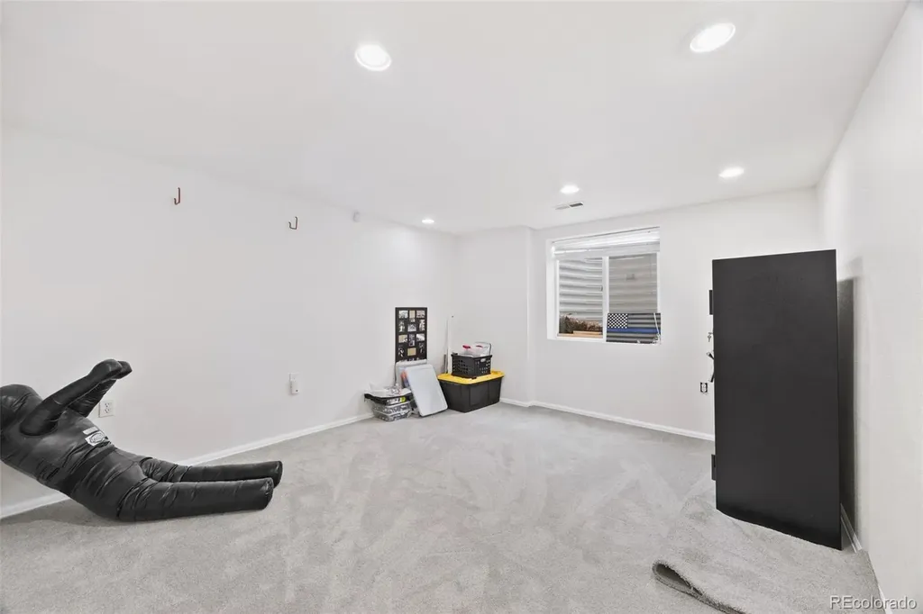 9632 Bramwood Street Longmont CO 80504