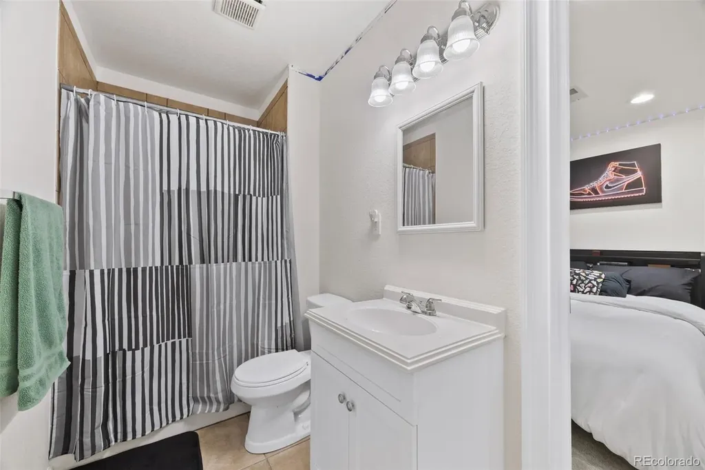 9632 Bramwood Street Longmont CO 80504