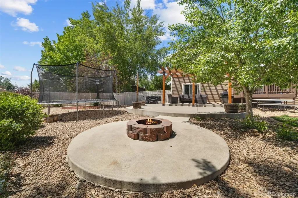 9632 Bramwood Street Longmont CO 80504