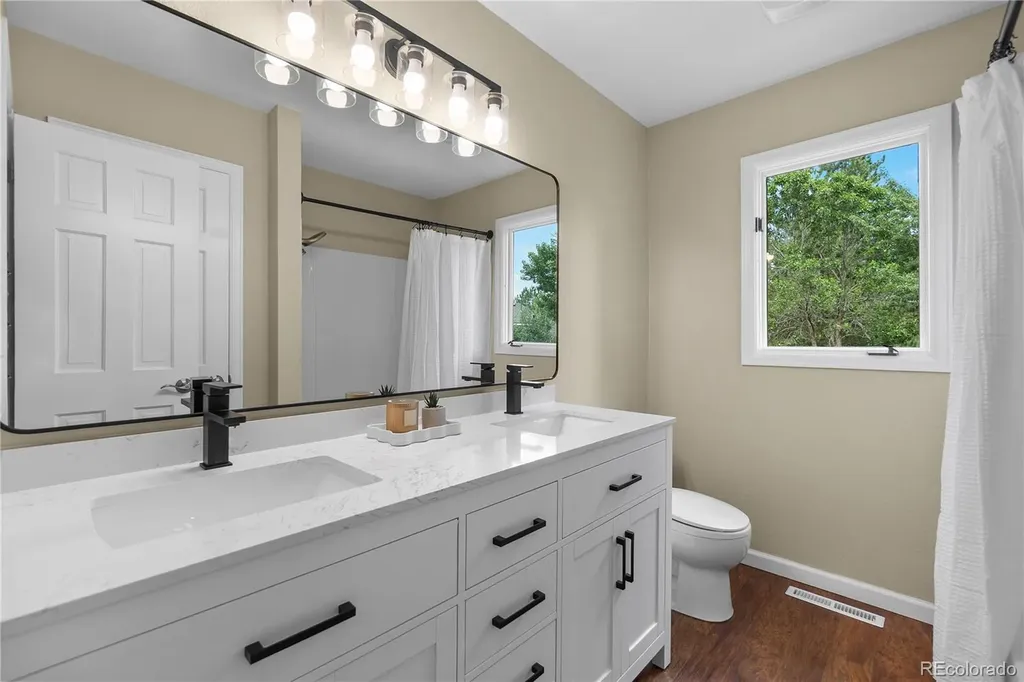 5796 S Kittredge Court Centennial CO 80015