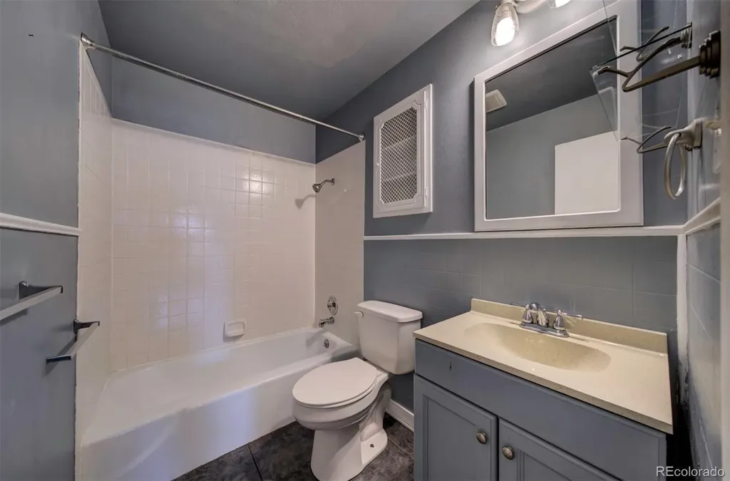 61 Louis Nelson Road Pueblo CO 81001