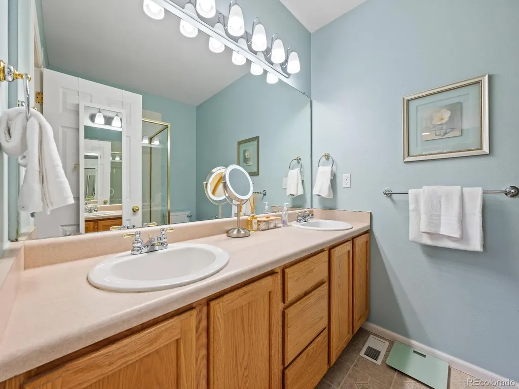 2767 W Riverwalk Circle Littleton CO 80123