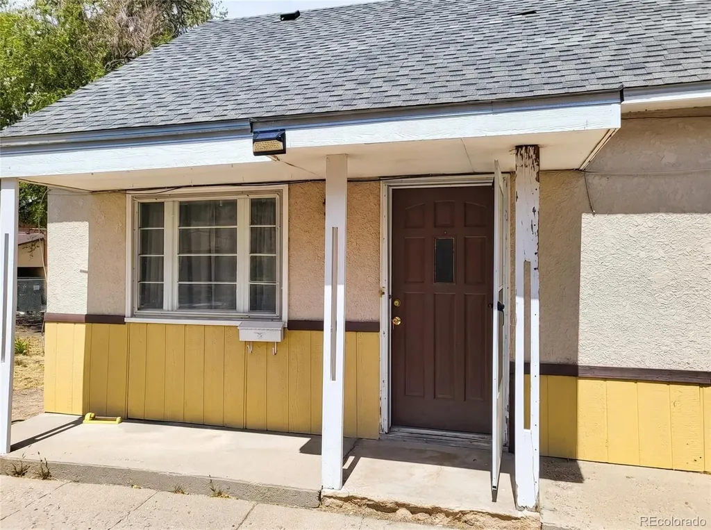 212 Cimarron La Junta CO 81050