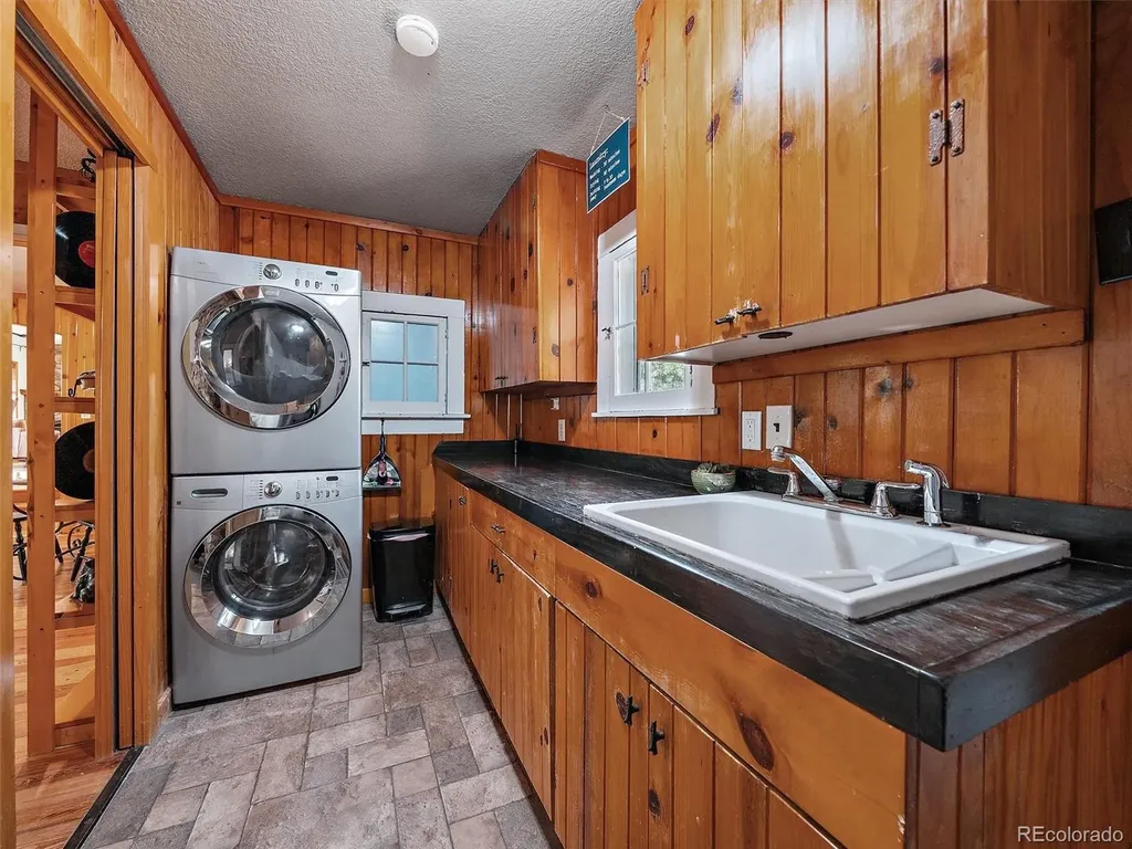 27905 Mariposa Road Evergreen CO 80439