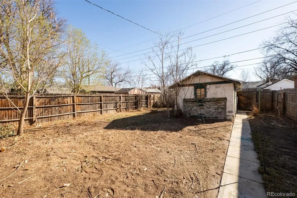 2056 S Lincoln Street Denver CO 80210