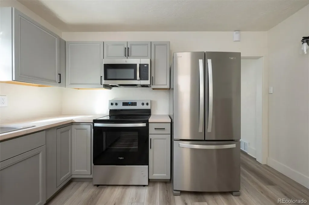 2056 S Lincoln Street Denver CO 80210
