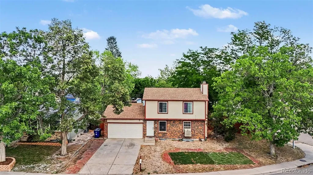 3858 S Pitkin Circle Aurora CO 80013