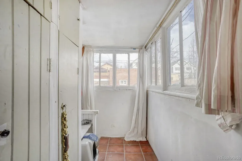 708-712 S Corona Street Denver CO 80209