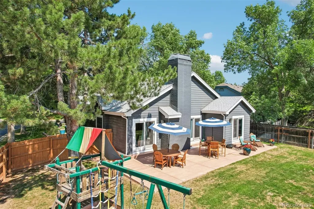 7100 Dry Creek Court Niwot CO 80503