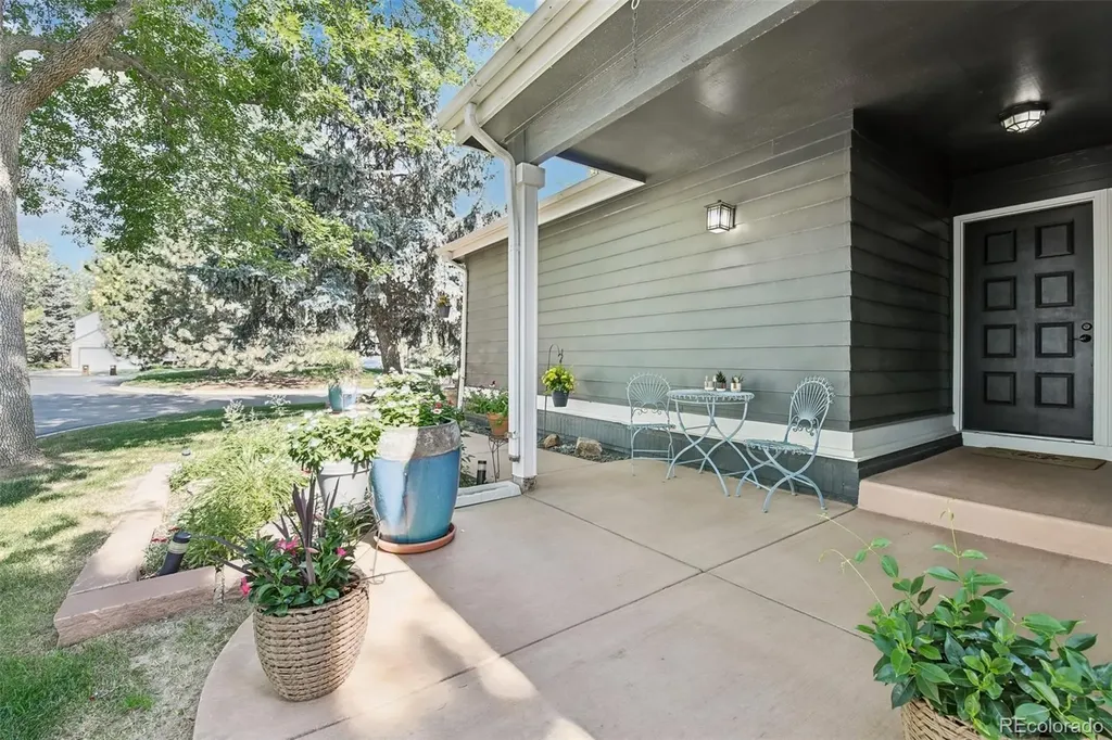 7100 Dry Creek Court Niwot CO 80503