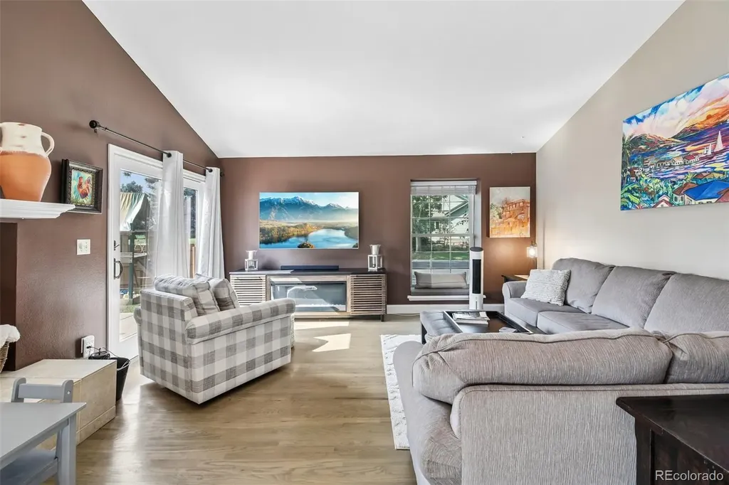 7100 Dry Creek Court Niwot CO 80503