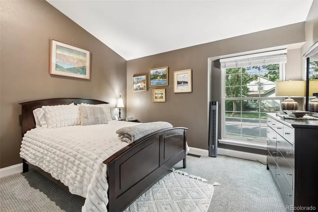 7100 Dry Creek Court Longmont CO 80503