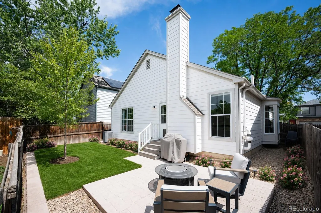 1010 Mercury Drive Lafayette CO 80026